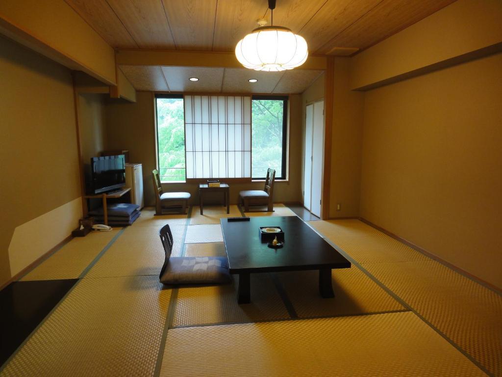 Yuugiriso Hotel Hakone Exterior photo